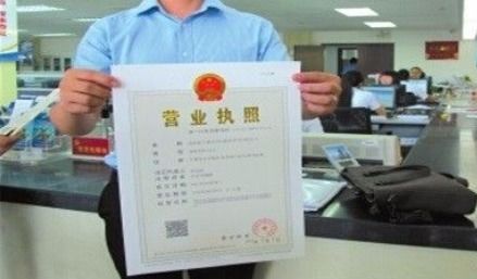 如何成功創(chuàng)辦并運(yùn)營(yíng)一家餐飲管理公司 從構(gòu)思到實(shí)踐的完整指南